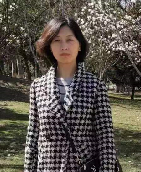 语文教师 孙 楠（教师资格证编号：0735385）